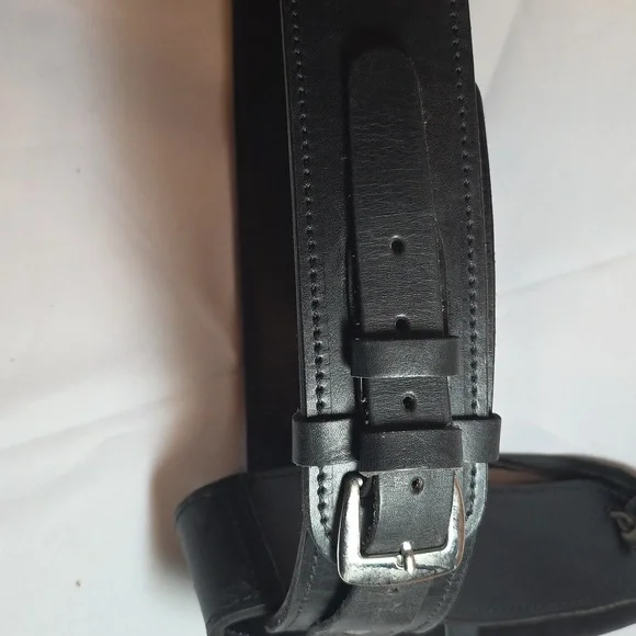 Gun Belt and Black Leather Holster - Picture 6 of 6
